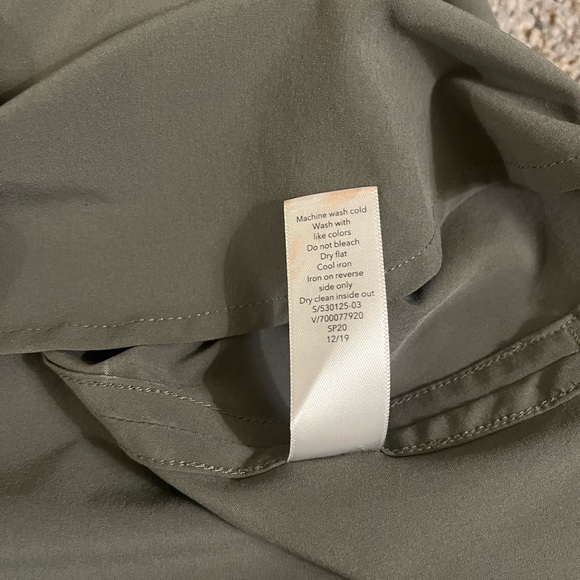 ATHLETA Workout Tank - Picture 10 of 10